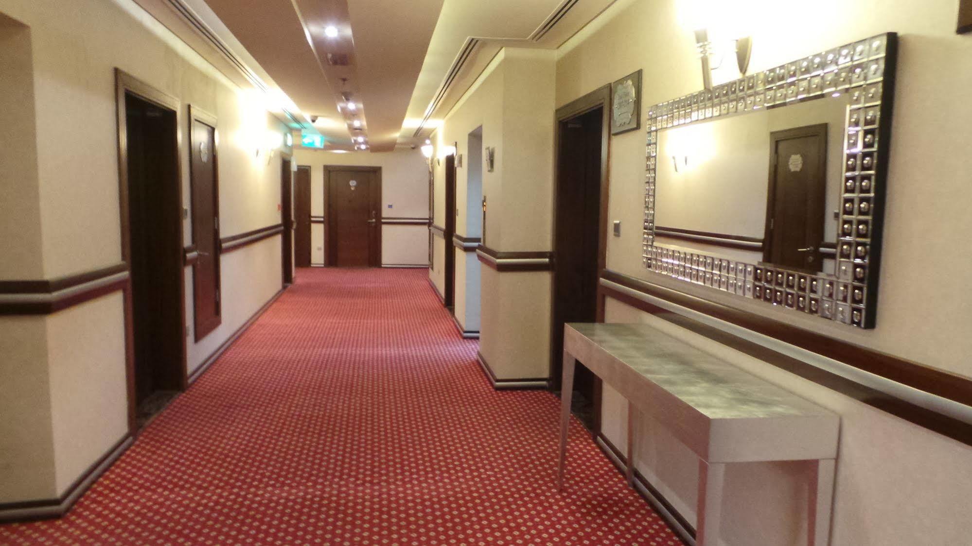 Xclusive Maples 3* Dubai
